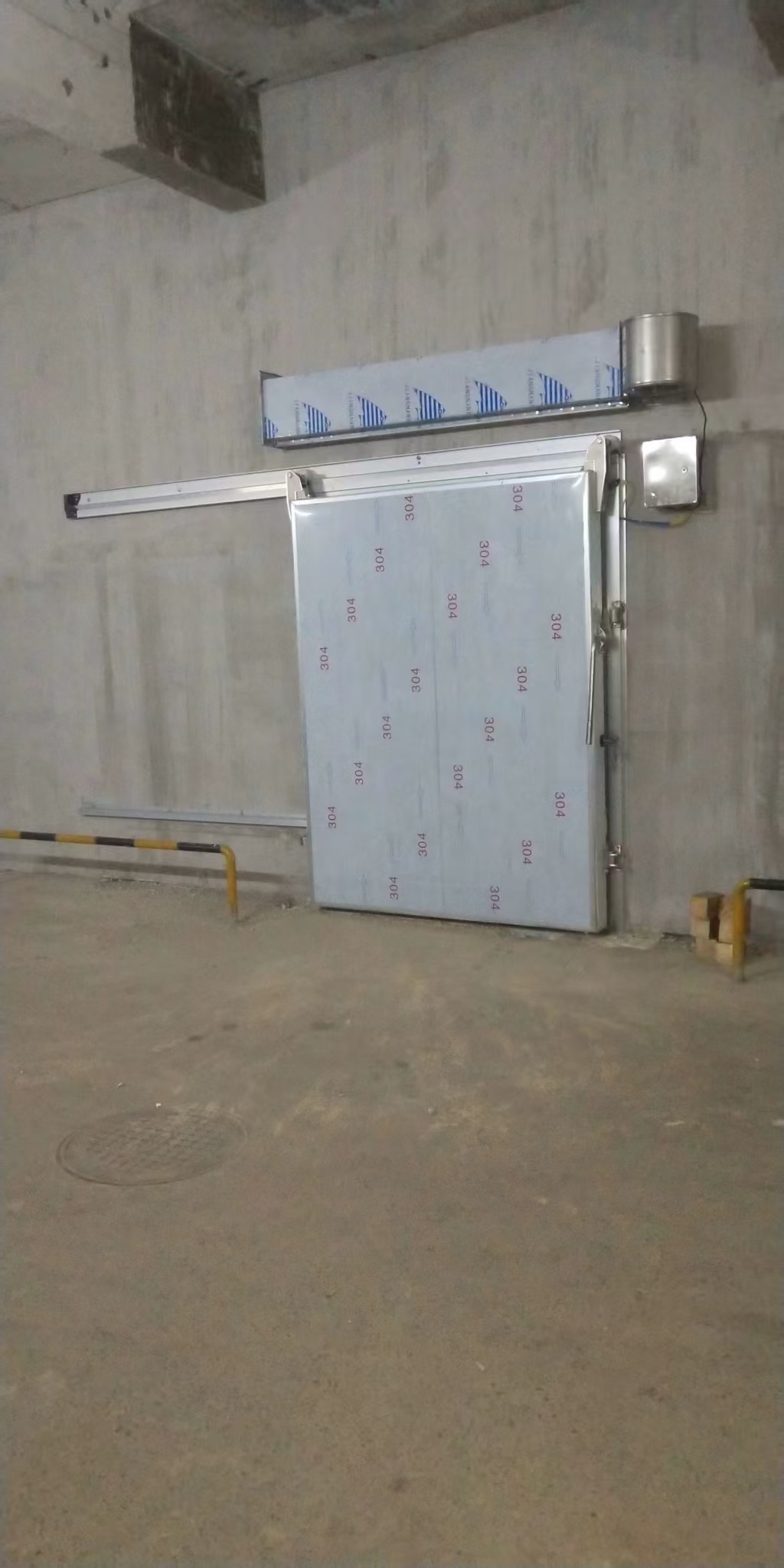 冷库门